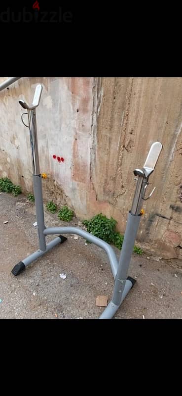 squat and bench rack 1