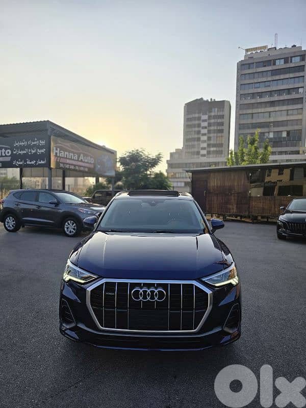 Audi Q3 2021 S LINE QUATTRO panoramic roof Top car And top color !!! 0