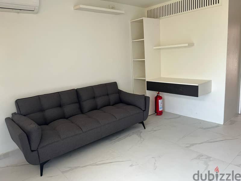 Renovated & fully furnished in Samaya Resort, seaview with parking 1