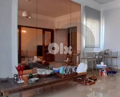 For sale – Spacious 260 sqm Apartment in Achrafieh REF#EP122596