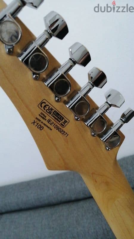 cort x100 electric guitar 1