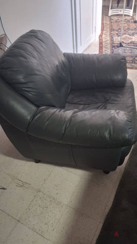3 beautiful italian green leather sofas in good condition 1