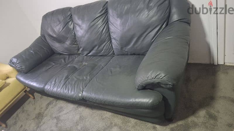 3 beautiful italian green leather sofas in good condition 4