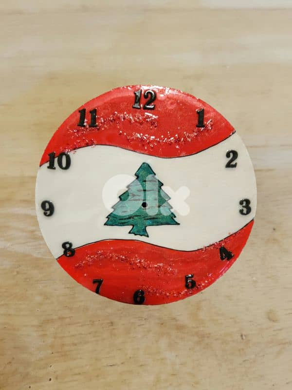 Customized Lebanon Resin Clocks 0