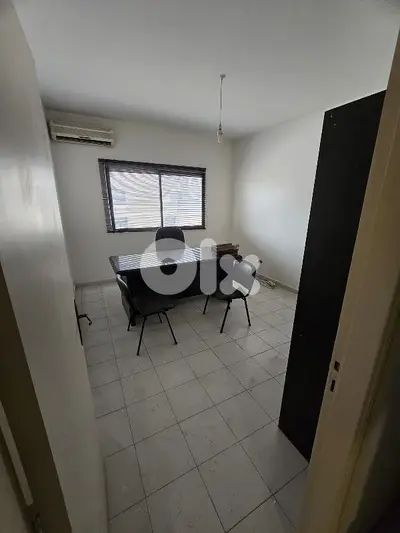 Office for rent in baouchrieh مكتب للاجار في البوشرية