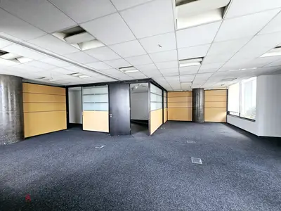 AH-HKL-381 Spacious Office 520 m for Rent 24/7 Electricity & Security