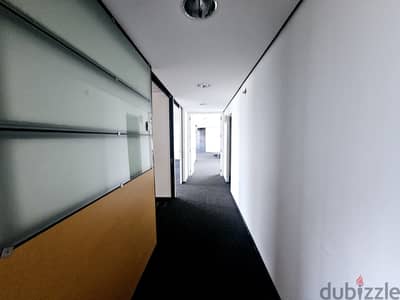 AH-HKL-381 Spacious Office 520 m for Rent 24/7 Electricity & Security