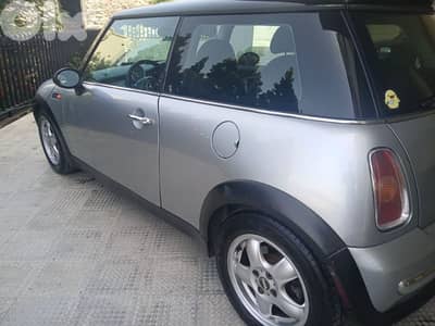 MINI Cooper 2004
