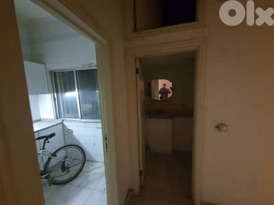 showroom for sale in mansourieh صالة عرض للبيع في المنصورية