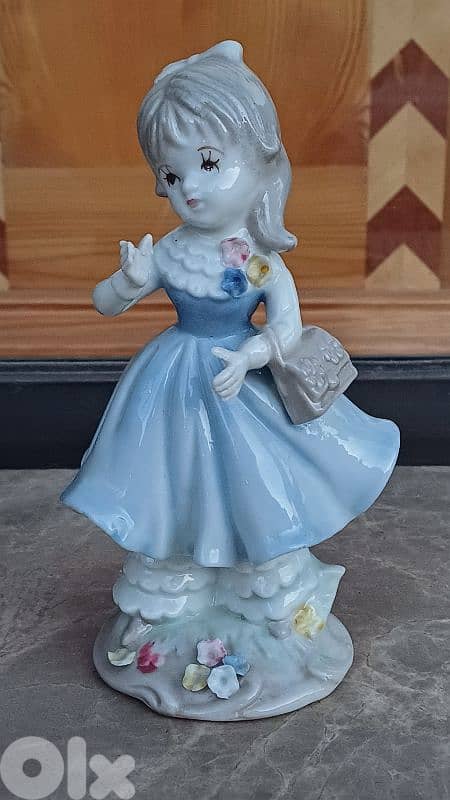 antique 0
