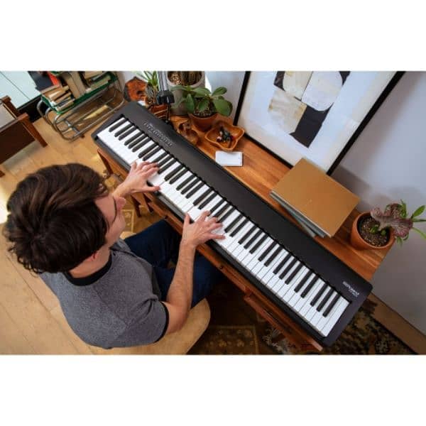 Roland fp-30x portable digital (electric) piano. CALL: 76360442 1