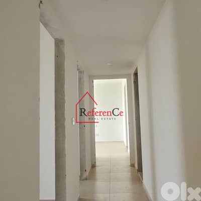 Apartment with terrace in Bsalim شقة مع تراس في بصاليم
