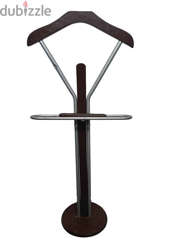 Vintage Clothes Stand – Classic Charm Meets Daily Use! 0