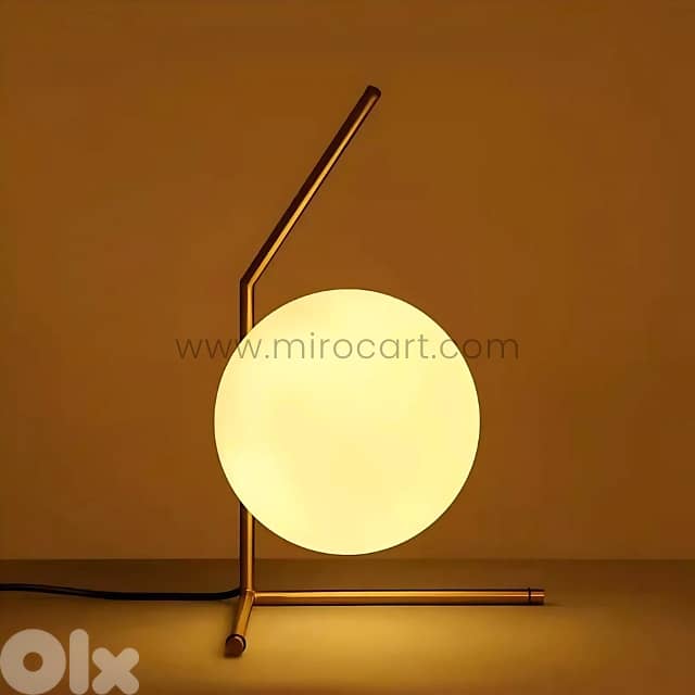 Minimalist Gold Sphere Table Lamp – Warm Glow for Desks & Downtime 1