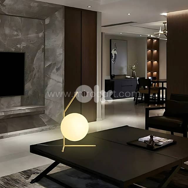 Minimalist Gold Sphere Table Lamp – Warm Glow for Desks & Downtime 5