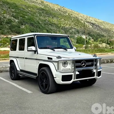 Mercedes G glass 63.  ( minimum 15 days)