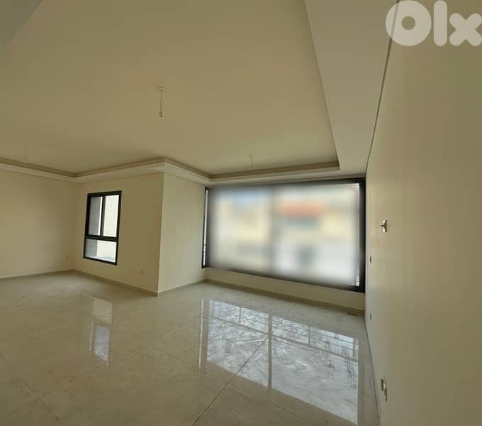 Apartment for Sale in Verdun / ڤردان 0