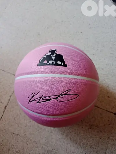 Joe & The Juice x Kevin Durant signed basketball