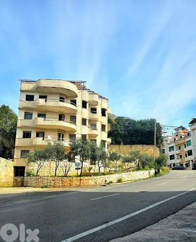 Entire building for sale بناية للبيع في بشامون
