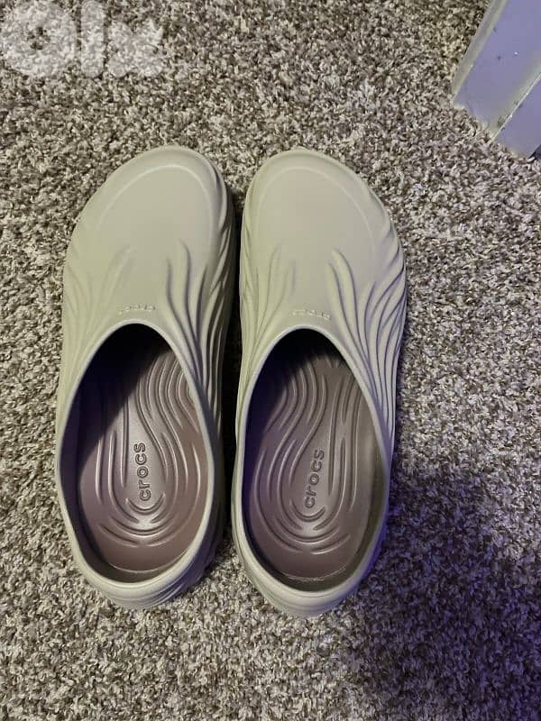 8I-539225 Authentic Crocs echo wave 0