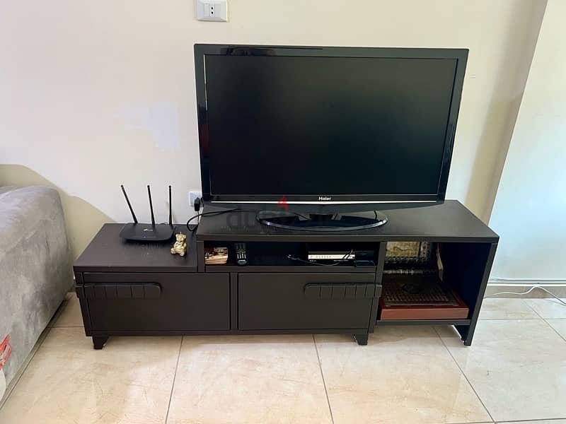 Dining Table with 6 chairs, Dressoir, TV unit (like new) 2