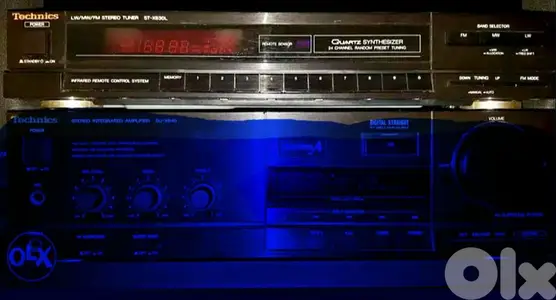 Technics stereo tuner and 2 Pioneer speakers