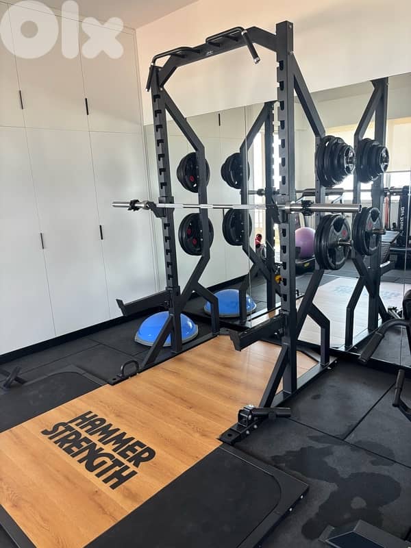 Power Rack laser اجنبي + Hammer Strength Platform 0