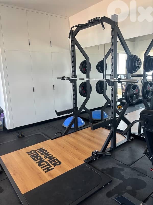 Power Rack laser اجنبي + Hammer Strength Platform 1