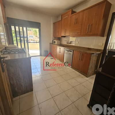 Apartment with Terrace in Aachqout شقة مع تراس في عشقوت