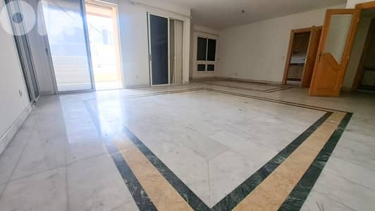 L18329-Spacious & Elegant Apartment For Sale in Hamra, Ras Beirut