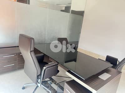 L18313-Furnished Office For Rent in Galerie Semaan L18313-Furnished Office For Rent in Galerie Semaan