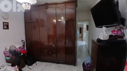 ZE25-4186 Spacious Apartment for Sale 150 m² – Mar Elias (Near LIU)