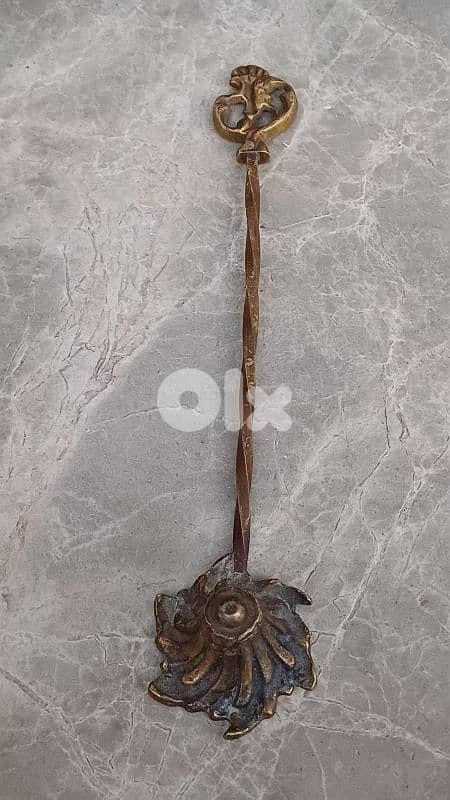 antique 0