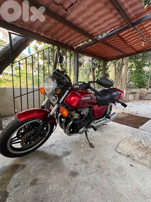 Honda CB 1