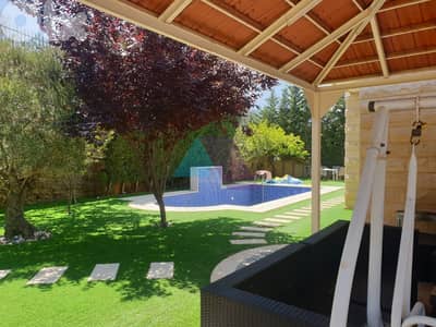 A 750 m2 Villa+Garden & Pool for sale in Aley - فيلا  للبيع في عاليه