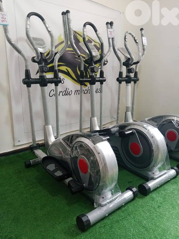 treadmill and cardio machines 6