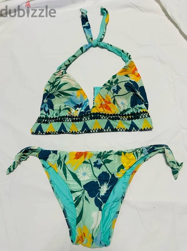 Swimsuit 0