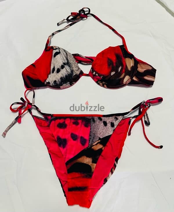 Swimsuit 0