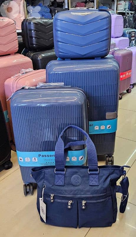 50% OFF Set of 4 bags Swiss Polycarbonate unbreakable 0