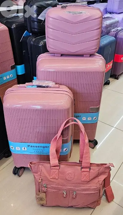 8I-539225 NOW 50% OFF set of 4 Swiss Bags with warranty