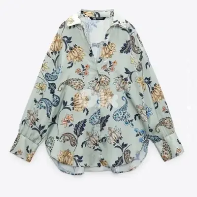 New ZARA  green floral blouse medium size