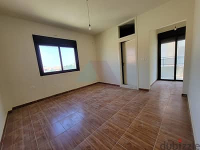 205m2 apartment for sale in Ballouneh "شقة للبيع في بلونة "موقع مميز