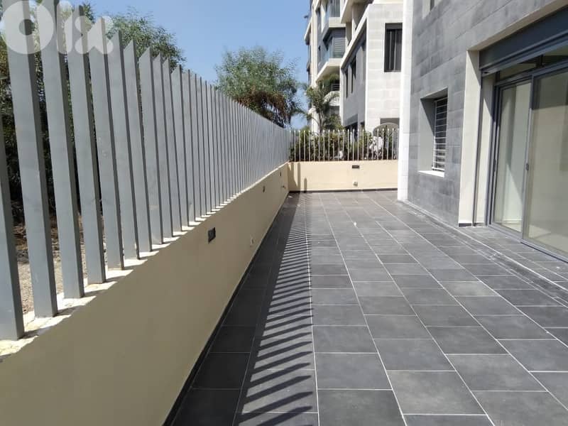 Brand New Deluxe Triplex for Sale in Yarzeh- Baabda with Terrace 0