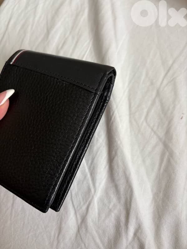 Tommy Hilfiger Wallet brand new never used 7