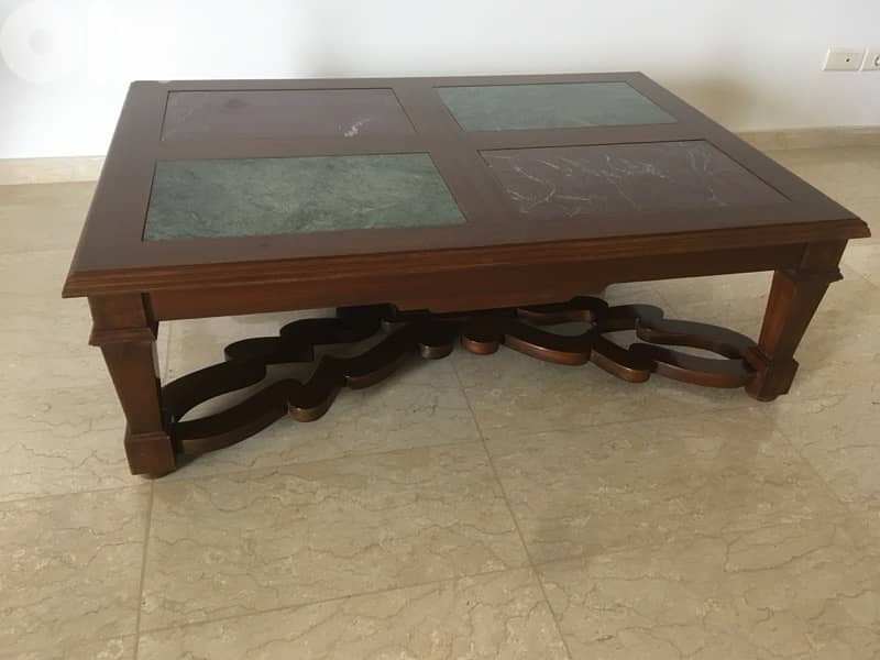 Table Mahogany massif with marble. like new 3