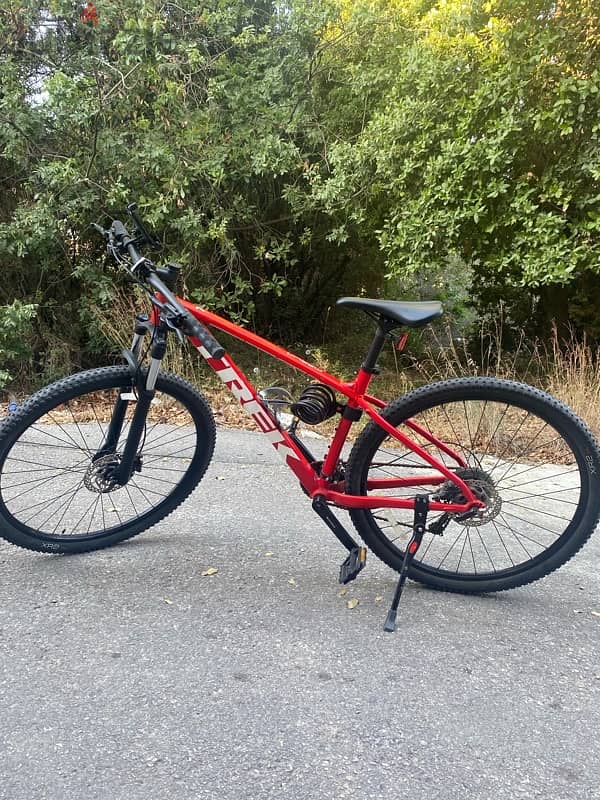 Trek marlin 7 mountain bike 0
