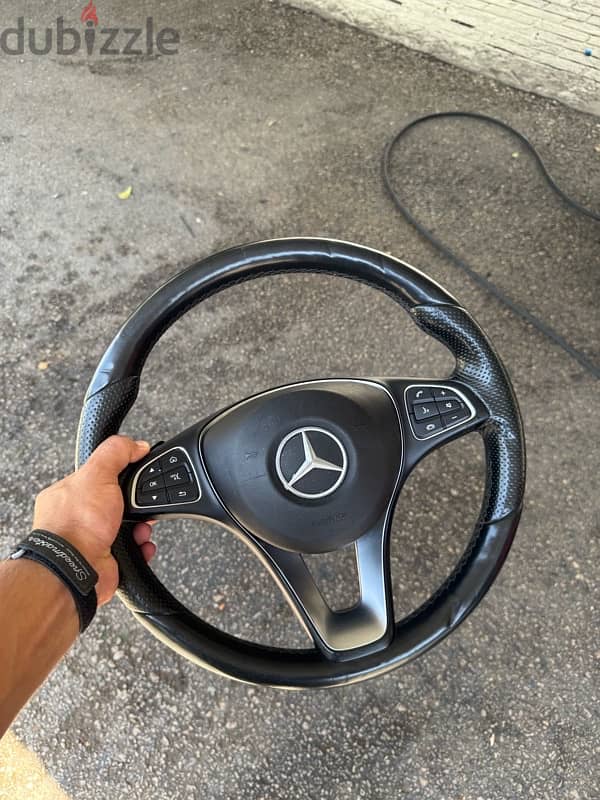 Mercedes Benz steering 2017 c300 like new 0