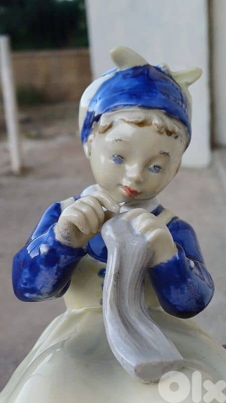 antique 4