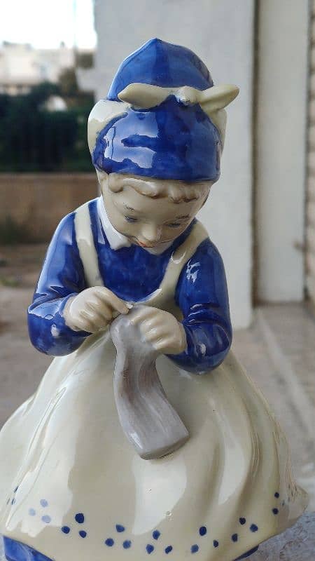 antique 5