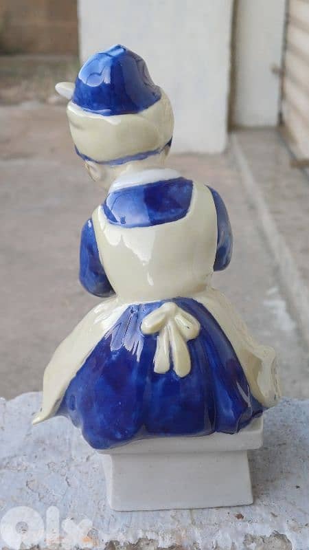 antique 7